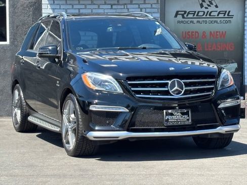 Used 2015 Mercedes-Benz ML 63 AMG 4MATIC w/ AMG Performance Package image 6