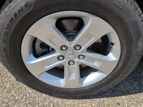 Used 2023 Honda Pilot LX image 22