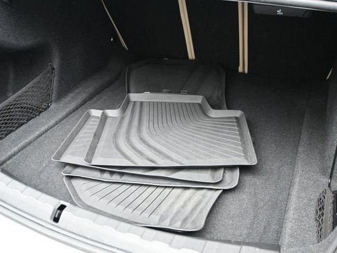 Used 2022 BMW 330i xDrive Sedan w/ Premium Package 2 image 16