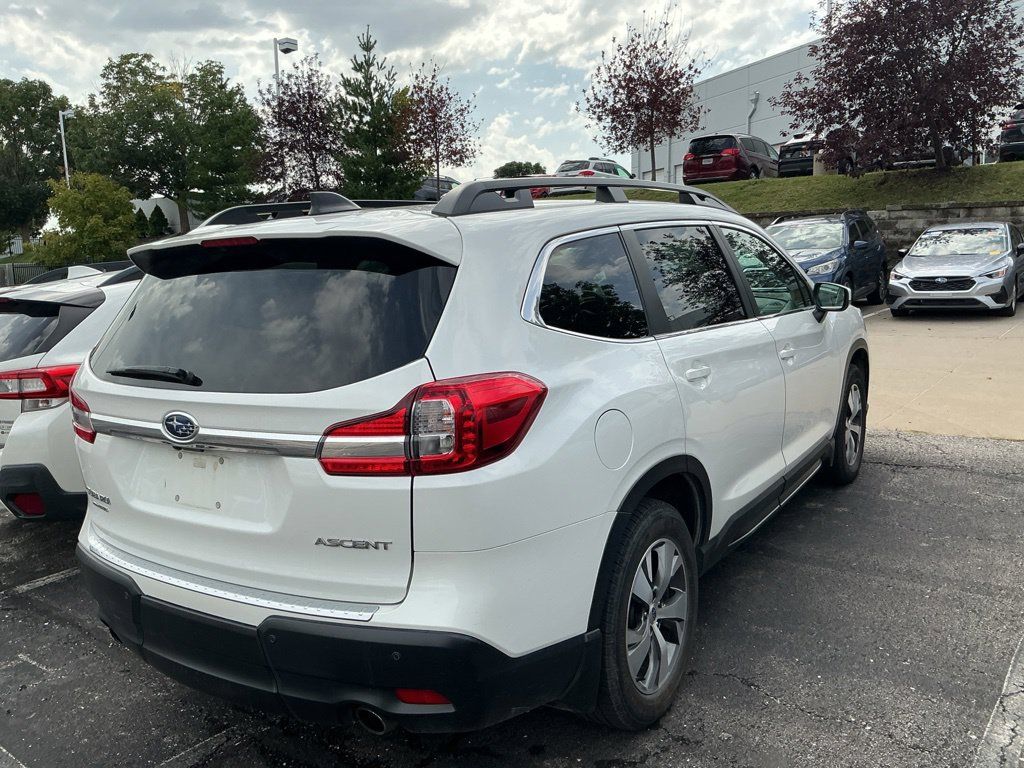 Used 2019 Subaru Ascent Premium AWD/4WD image 6