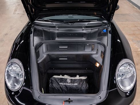 Used 2005 Porsche 911 Carrera S RWD image 17