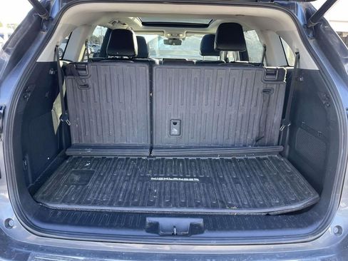 Used 2021 Toyota Highlander Platinum image 47