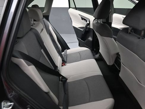 Used 2024 Toyota RAV4 XLE w/ Convenience Package FWD image 21