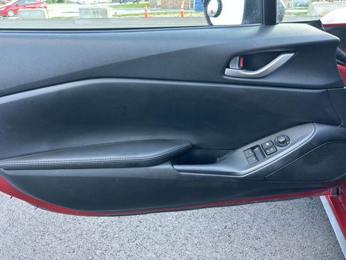 Used 2016 MAZDA MX-5 Miata Sport image 8