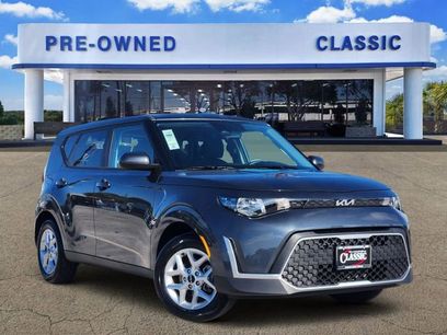 Used 2025 Kia Soul LX w/ LX Technology Package
