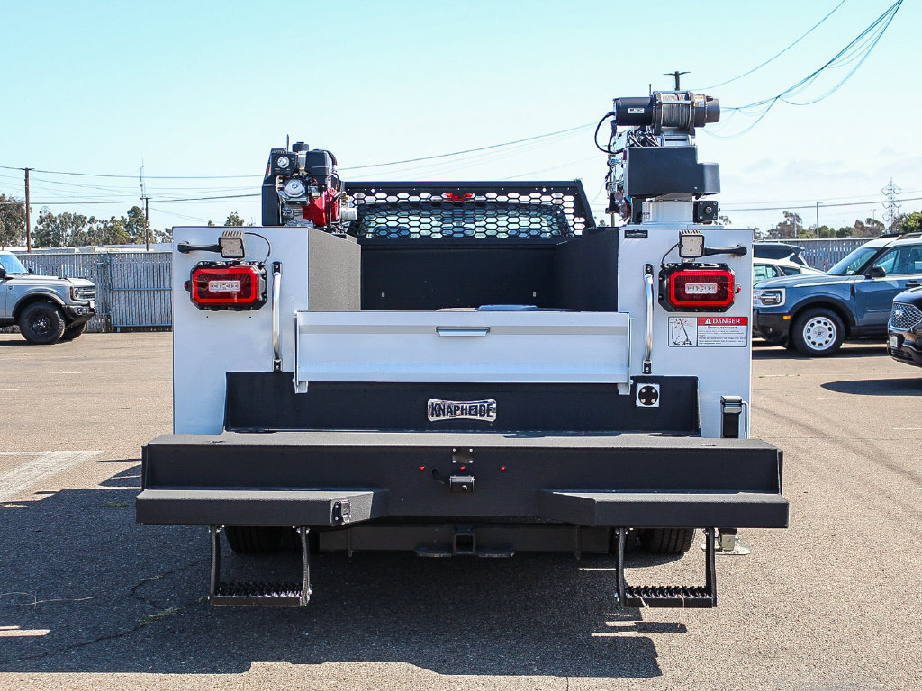 New 2025 Ford F350 XL w/ XL Chrome Package RWD image 7