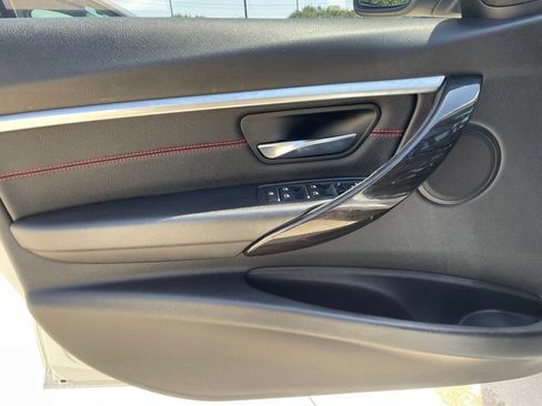 Used 2017 BMW 330i Sedan RWD image 19