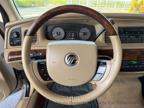 Used 2010 Mercury Grand Marquis LS image 38