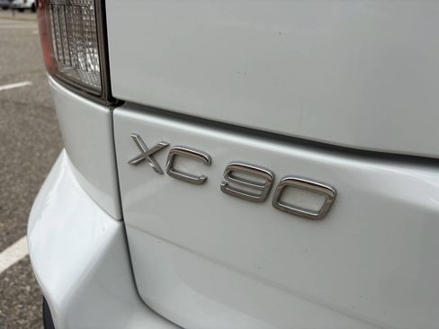 Used 2011 Volvo XC90 3.2 AWD/4WD image 11