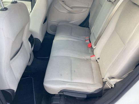 Used 2018 Ford Escape SE image 14