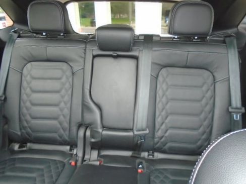 Used 2023 Ford Escape Platinum w/ Premium Technology Package AWD/4WD image 21