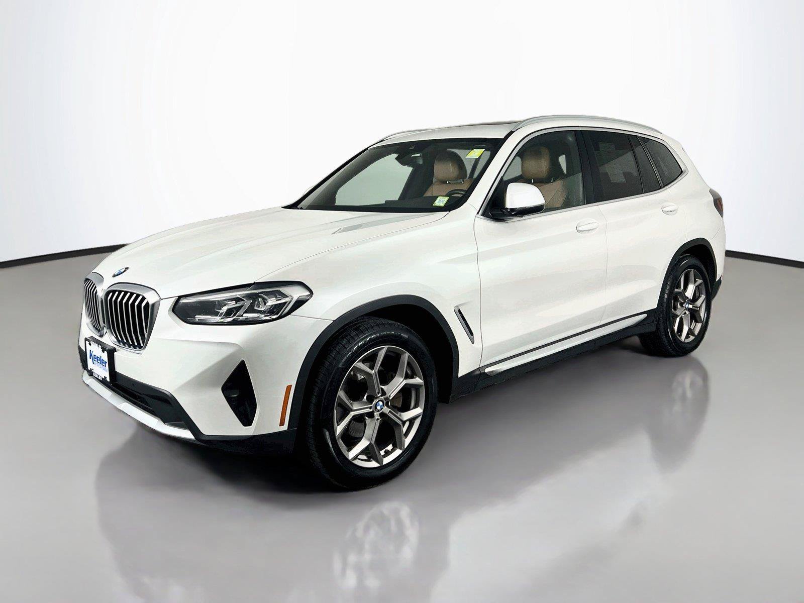 Used 2022 BMW X3 xDrive30i w/ Convenience Package AWD/4WD image 2