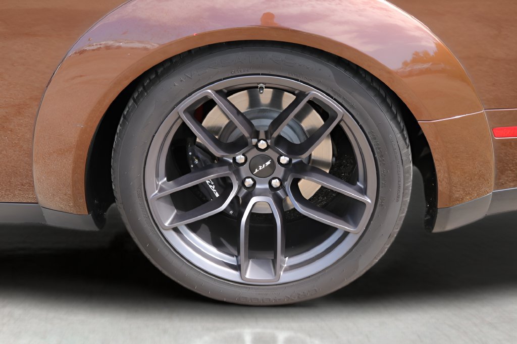 Used 2021 Dodge Challenger R/T Scat Pack RWD image 9