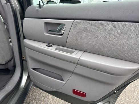 Used 2001 Ford Taurus SE image 15