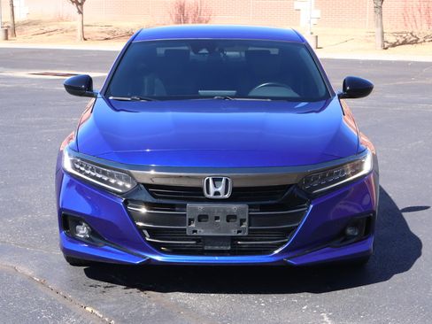 Used 2022 Honda Accord Sport image 25