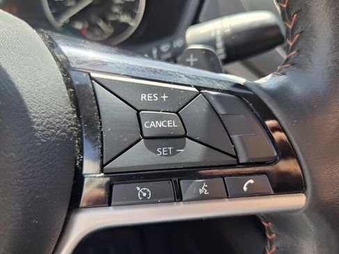 Used 2024 Nissan Altima 2.5 SR FWD image 25