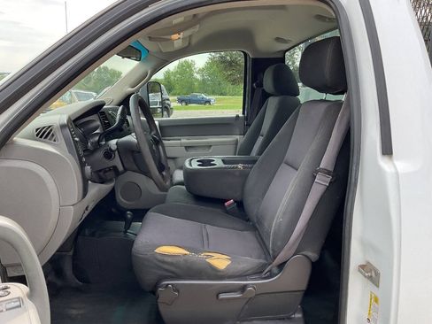 Used 2014 Chevrolet Silverado 3500 W/T AWD/4WD image 18