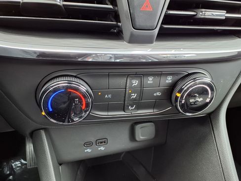 New 2026 Buick Encore GX Preferred FWD image 5