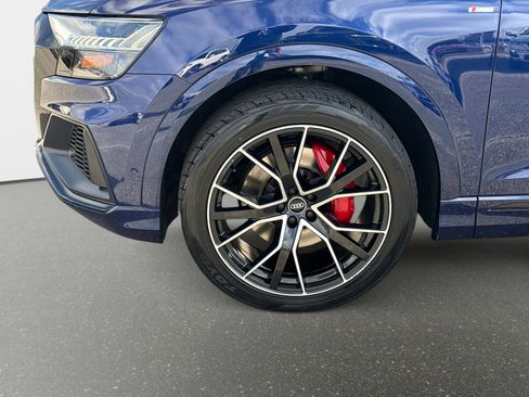 Used 2021 Audi Q8 Premium Plus w/ Premium Plus Package image 12
