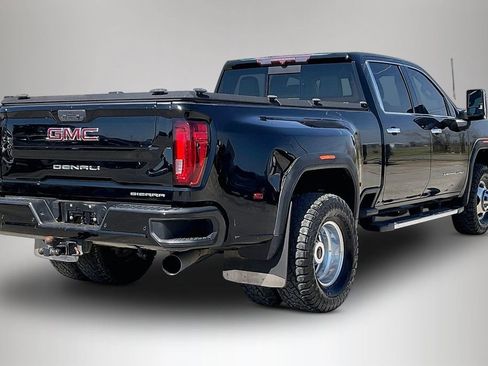 Used 2022 GMC Sierra 3500 Denali image 5