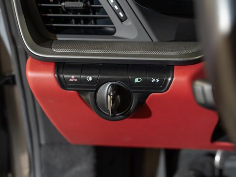 Certified 2024 Porsche 911 Carrera S RWD image 28