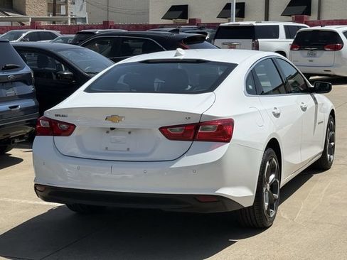 Used 2024 Chevrolet Malibu LT FWD image 4