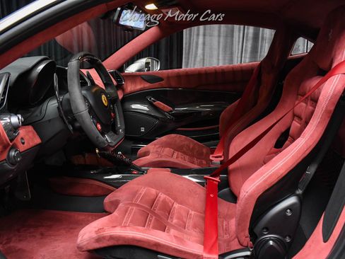 Used 2019 Ferrari 488 Pista Coupe RWD image 26