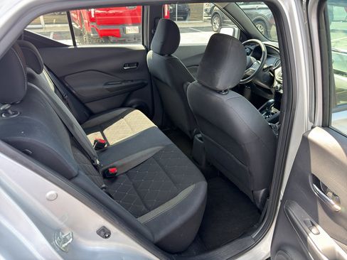 Used 2020 Nissan Kicks SV FWD image 14