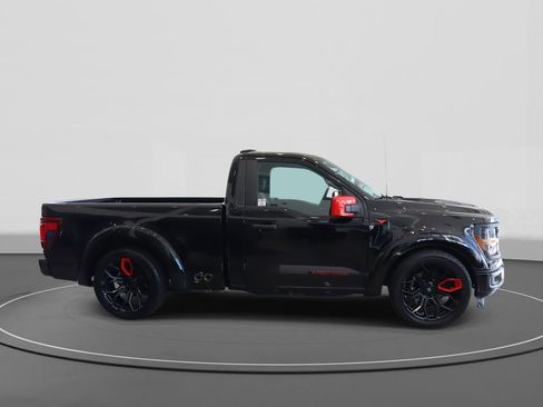 New 2025 Ford F150 XL w/ Equipment Group 103A High image 4