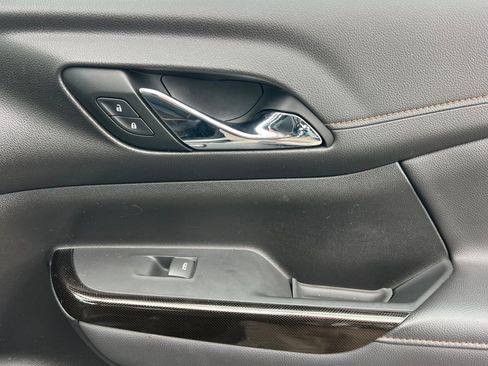 Used 2023 GMC Acadia AT4 w/ Technology Package image 21