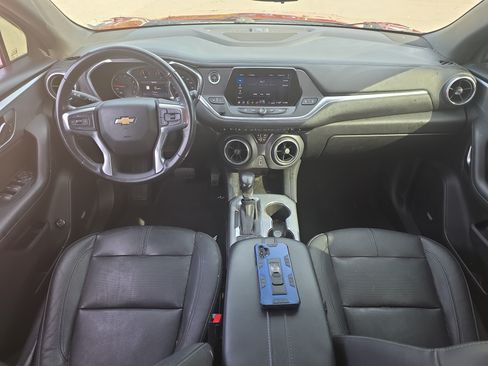Used 2020 Chevrolet Blazer LT w/ Sound & Technology Package FWD image 10