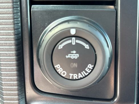 Used 2025 Ford F150 Raptor AWD/4WD image 13