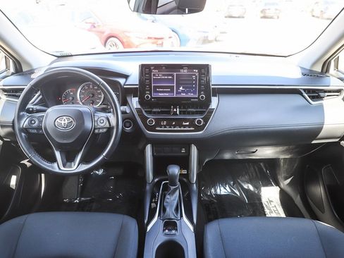 Certified 2022 Toyota Corolla Cross LE w/ Moonroof Package FWD image 12
