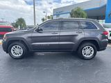 Used 2020 Jeep Grand Cherokee Laredo image 3