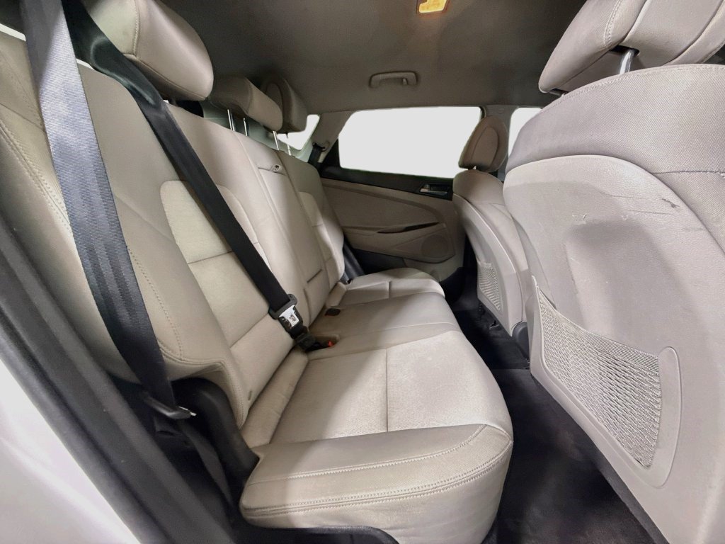 Used 2017 Hyundai Tucson SE w/ SE Popular Package 02 FWD image 25