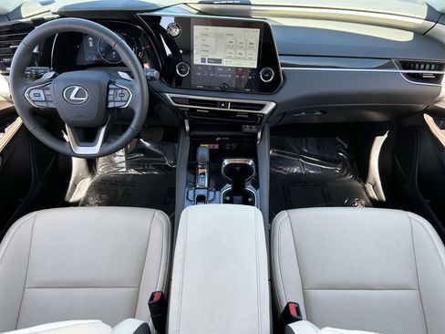 Used 2024 Lexus RX 350 FWD w/ Technology Package image 15
