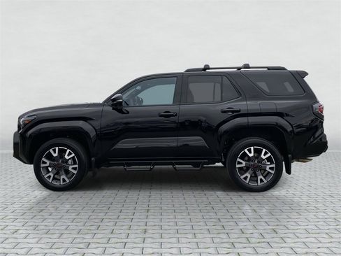 Certified 2025 Toyota 4Runner TRD Sport image 2