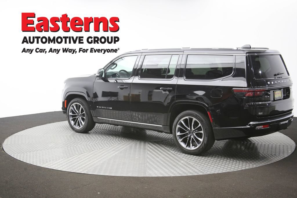 Used 2024 Jeep Wagoneer Series III w/ Premium Group I AWD/4WD image 71