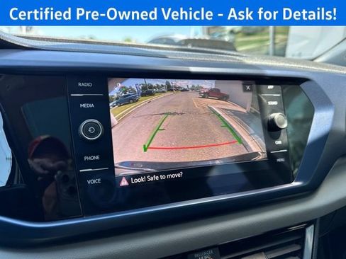 Used 2023 Volkswagen Taos SE w/ Panoramic Sunroof Package AWD/4WD image 14