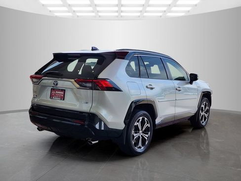 Used 2024 Toyota RAV4 XSE AWD/4WD image 5