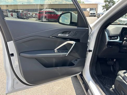 Used 2025 BMW X1 xDrive28i AWD/4WD image 15