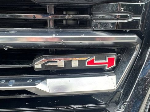 Certified 2025 GMC Sierra 2500 AT4 w/ AT4 Premium Plus Package AWD/4WD image 22