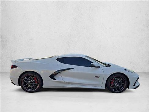 Used 2023 Chevrolet Corvette Stingray Premium Cpe w/ Z51 Performance Package RWD image 4