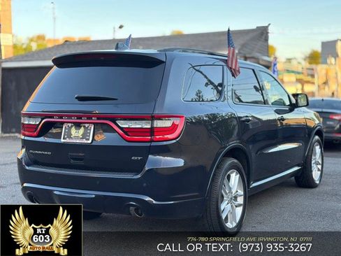 Used 2024 Dodge Durango GT RWD image 6
