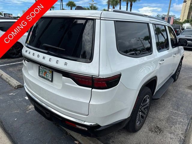Used 2024 Jeep Wagoneer 4WD w/ Premium Group I image 4