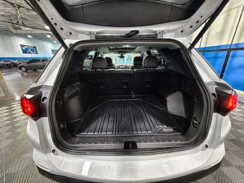 Used 2022 Chevrolet Equinox Premier AWD/4WD image 39