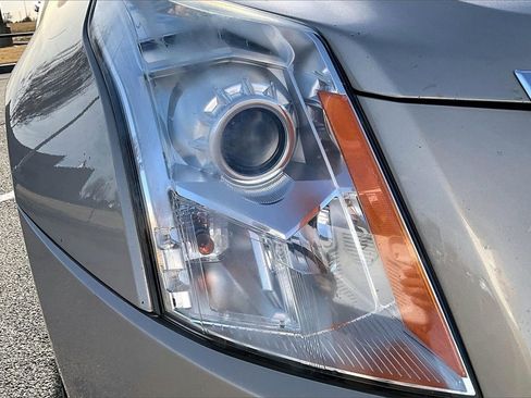 Used 2012 Cadillac SRX Luxury image 30