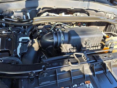 Used 2022 Ford Explorer Limited w/ Equipment Group 301A image 23