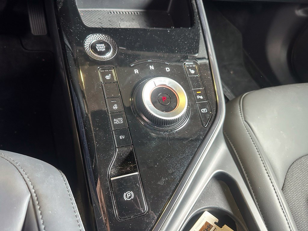 Certified 2024 Kia Niro EX w/ EX Cold Weather Package FWD image 12