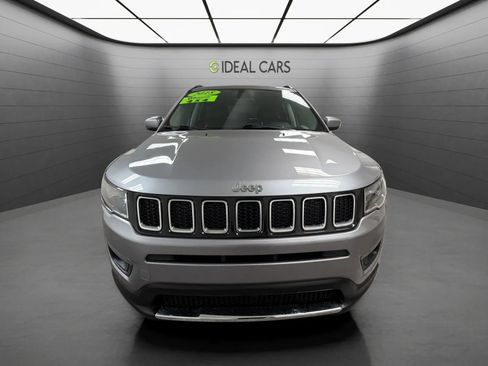 Used 2018 Jeep Compass Latitude w/ Popular Equipment Group AWD/4WD image 2